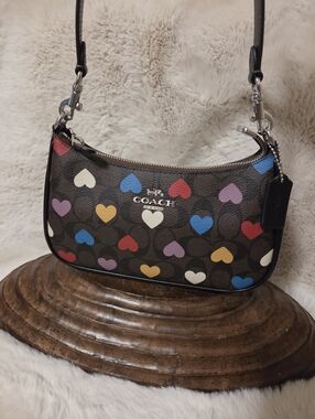 Coach heart print teri
